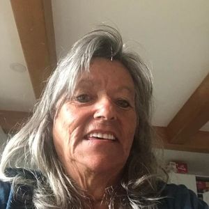 Meet your Posher, Monique